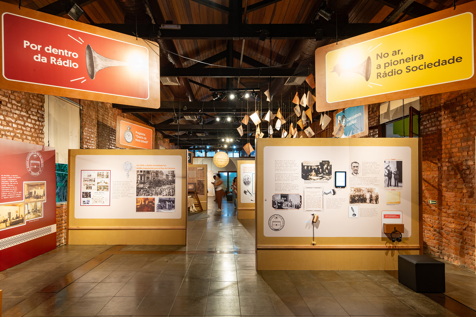 Exposição 100 Anos de Rádio - Folguedo